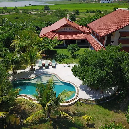Wild Lotus Yala Villa Tissamaharama Exterior photo